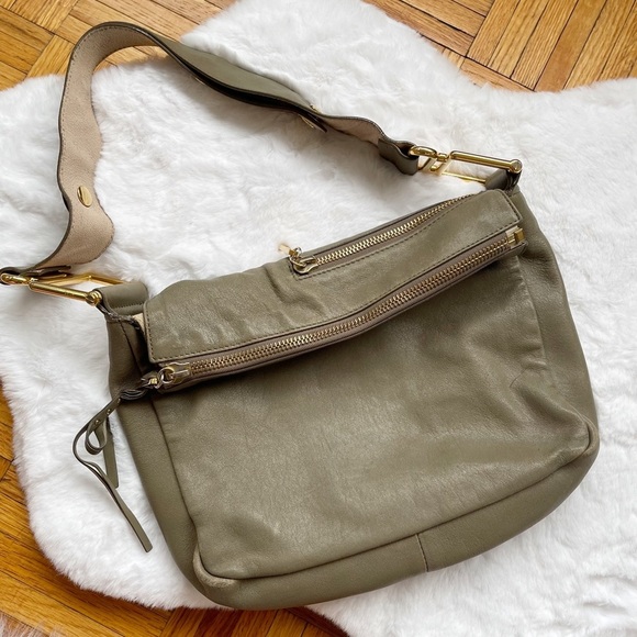 CHLOE  Authentic Kuroa Leather Shoulder Bag - Picture 1 of 16